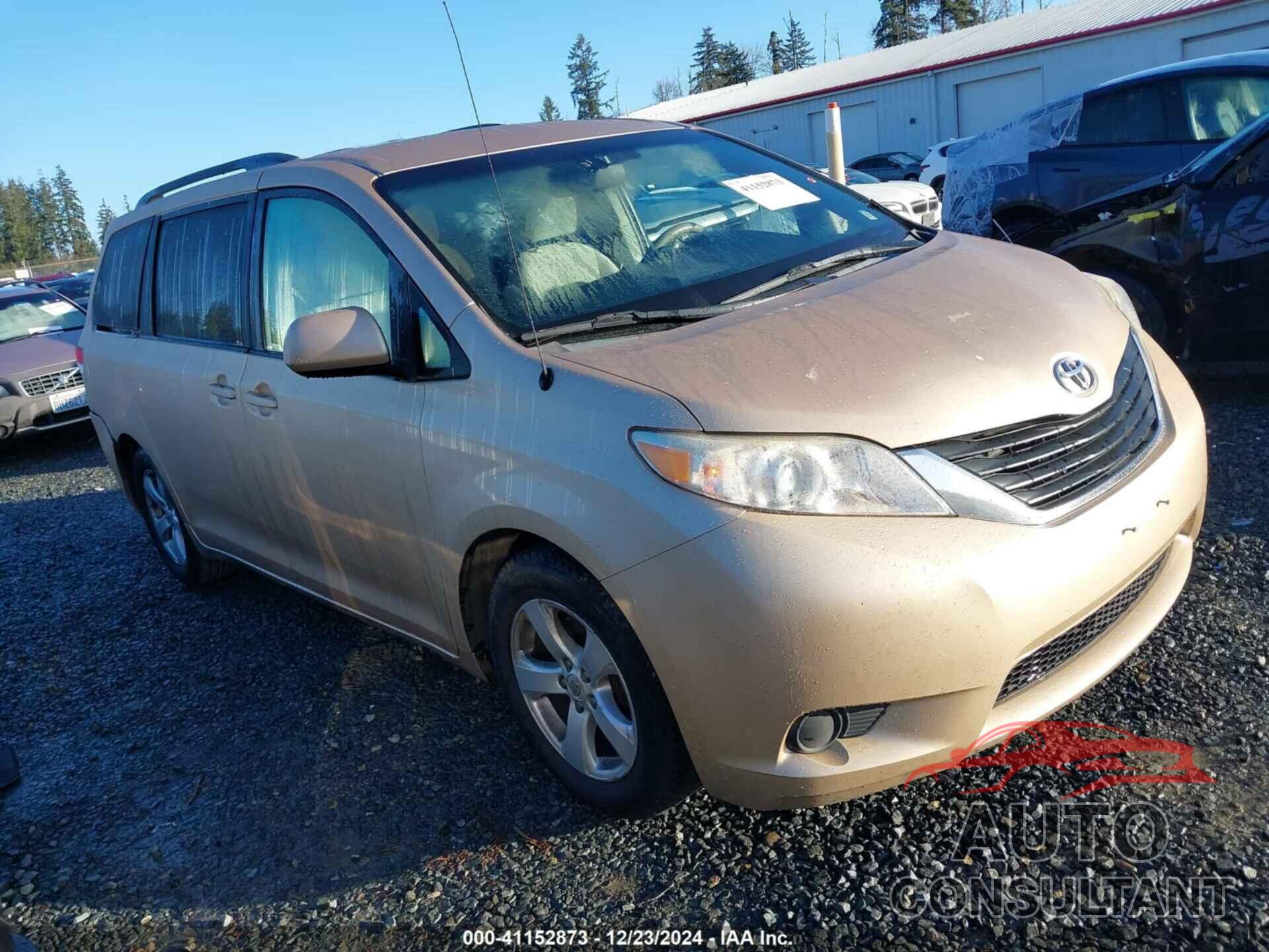 TOYOTA SIENNA 2012 - 5TDKK3DC1CS274513