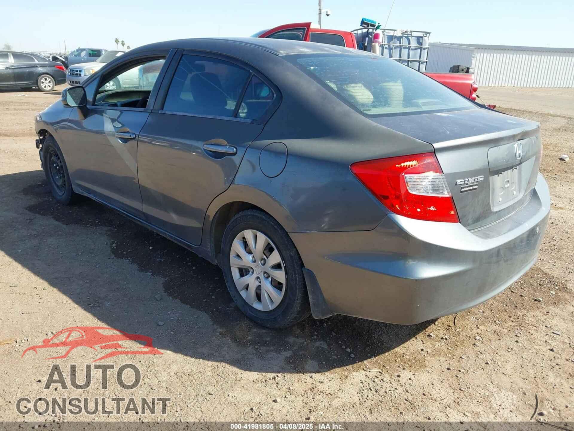 HONDA CIVIC 2012 - 2HGFB2F55CH611193