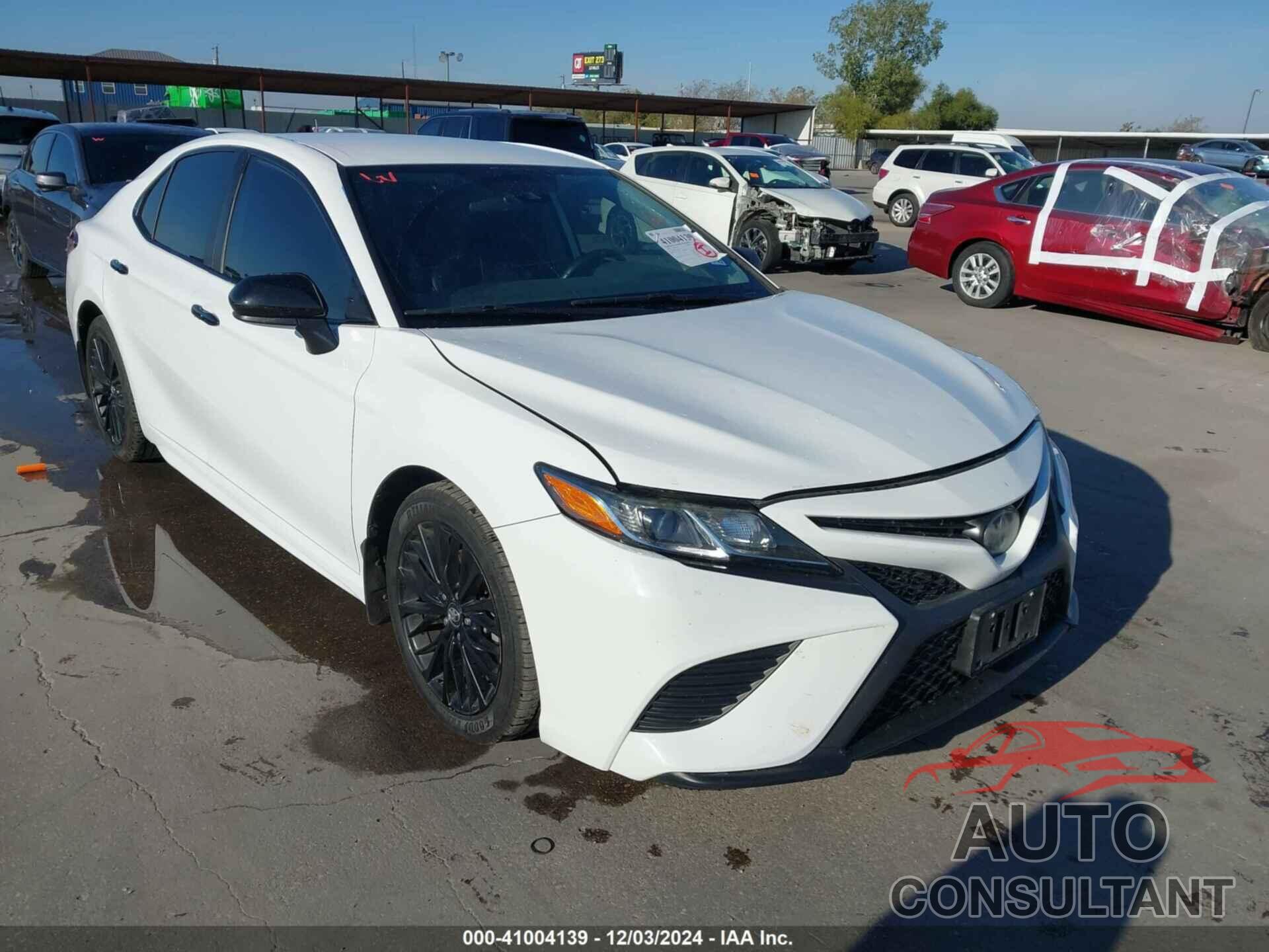 TOYOTA CAMRY 2019 - 4T1B11HK4KU226874