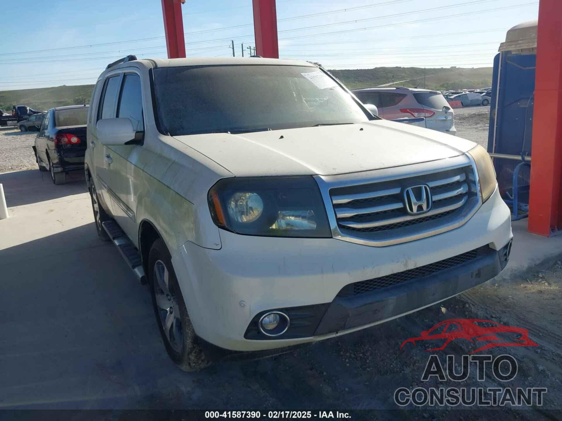 HONDA PILOT 2015 - 5FNYF3H98FB017564