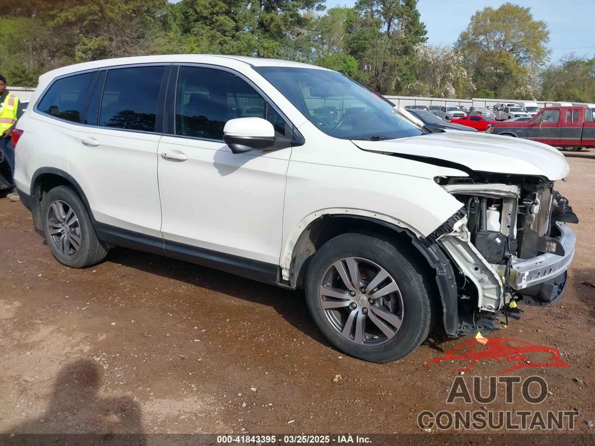 HONDA PILOT 2017 - 5FNYF5H58HB044131