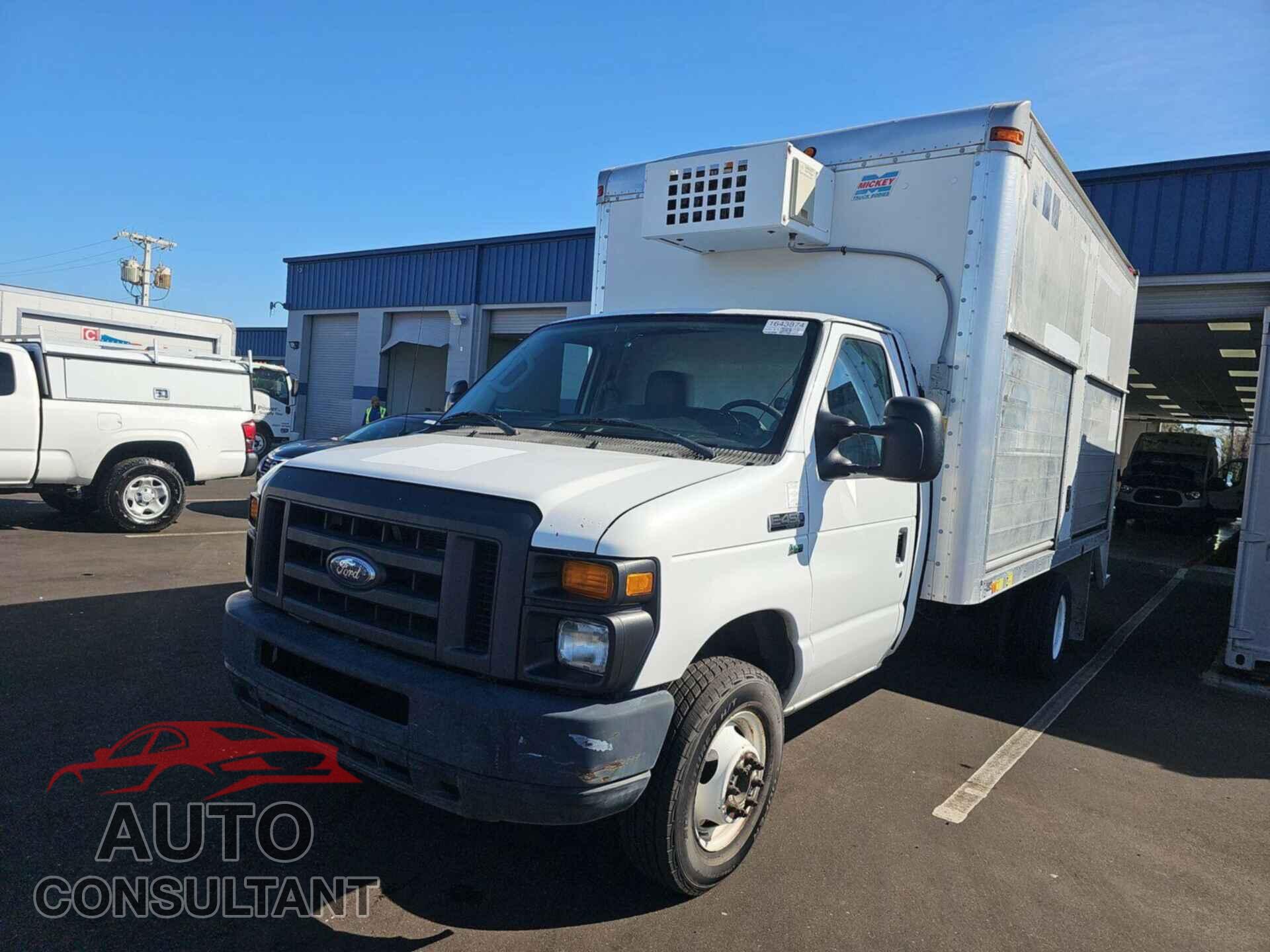 FORD E-450 CUTAWAY 2013 - 1FDXE4FL5DDB32111