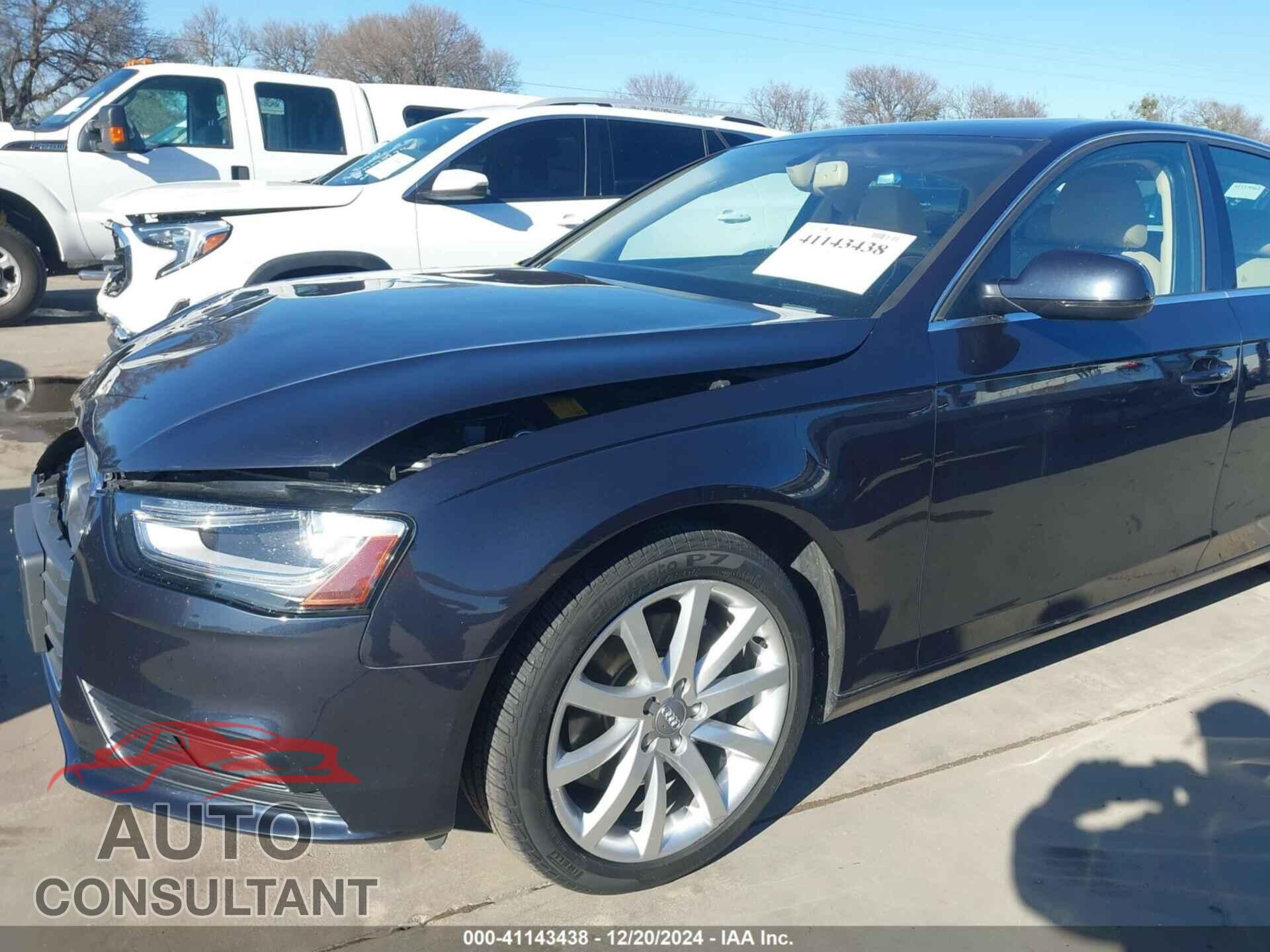 AUDI A4 2013 - WAUFFAFL5DN045585
