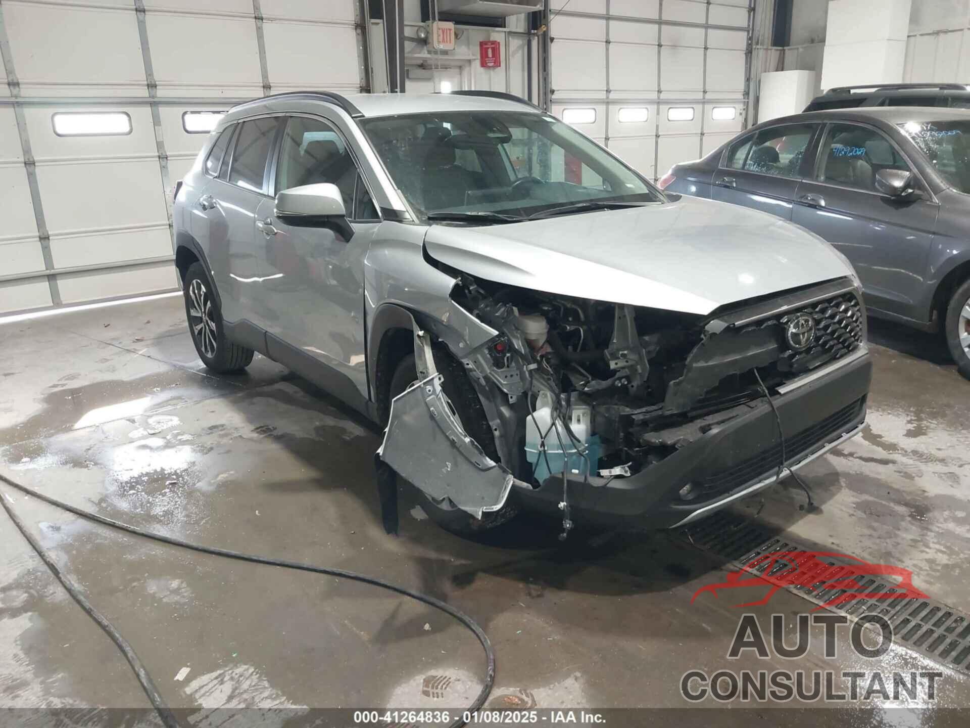 TOYOTA COROLLA CROSS 2024 - 7MUEAAAG0RV077214
