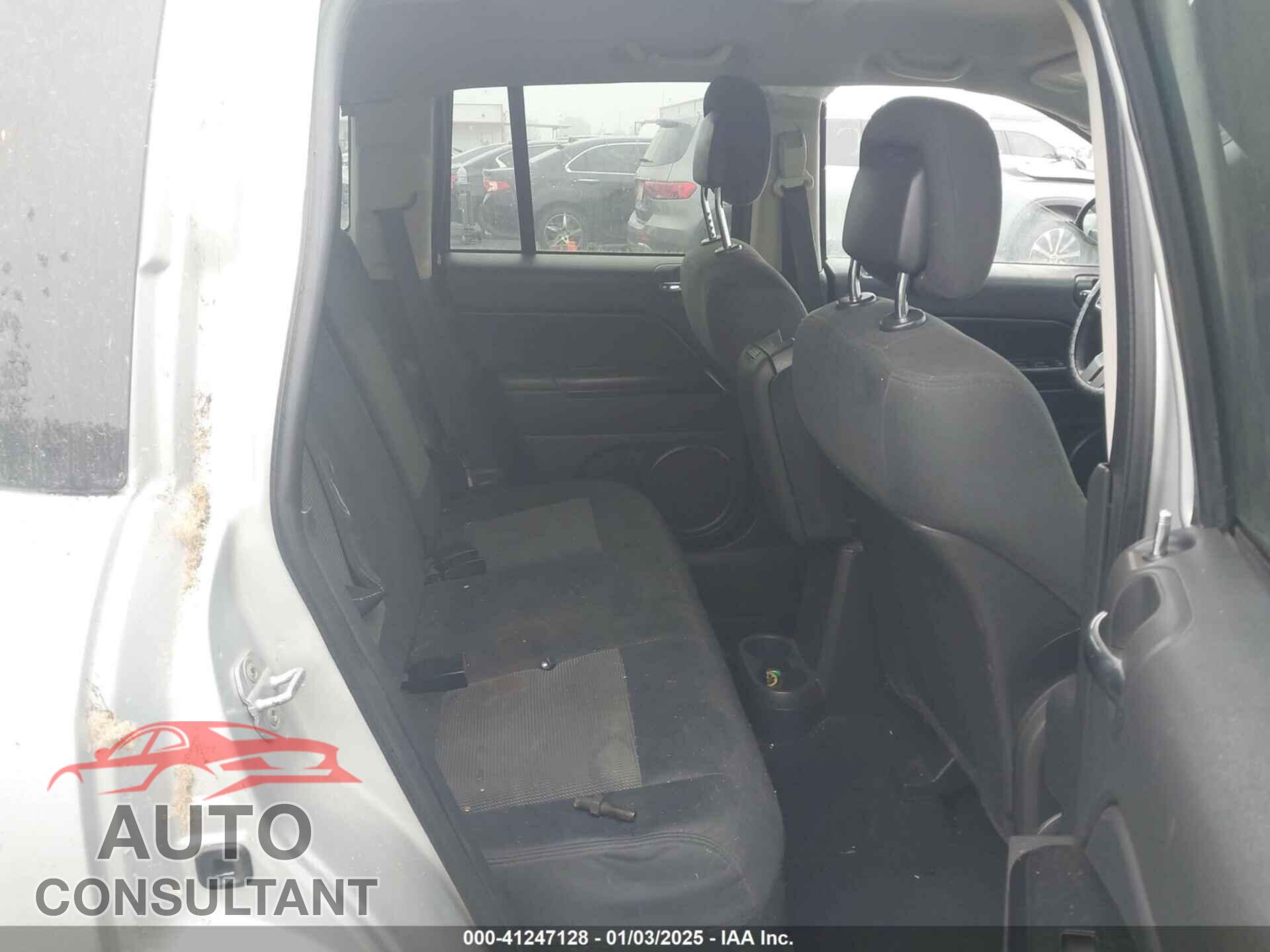 JEEP COMPASS 2011 - 1J4NT1FA5BD139310