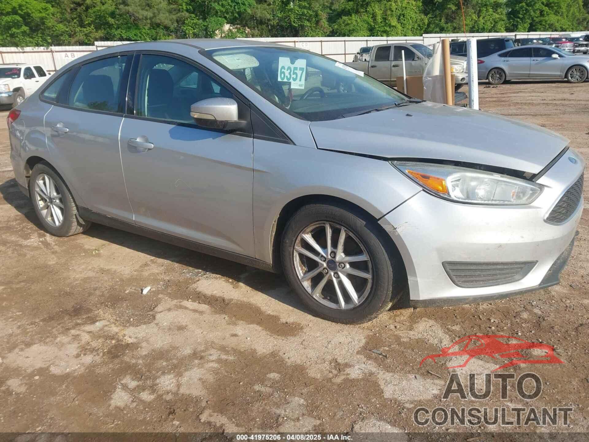 FORD FOCUS 2015 - 1FADP3F2XFL376533