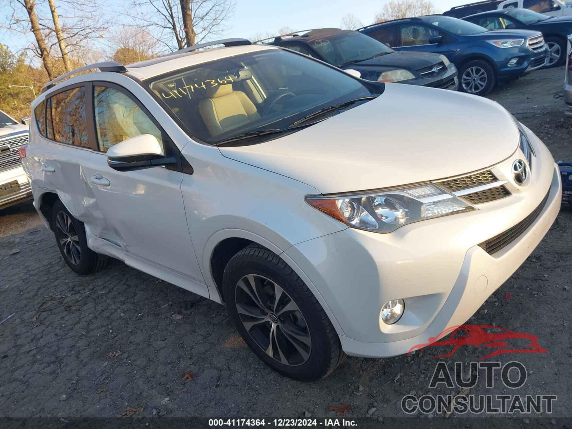 TOYOTA RAV4 2015 - JTMYFREVXFJ053303