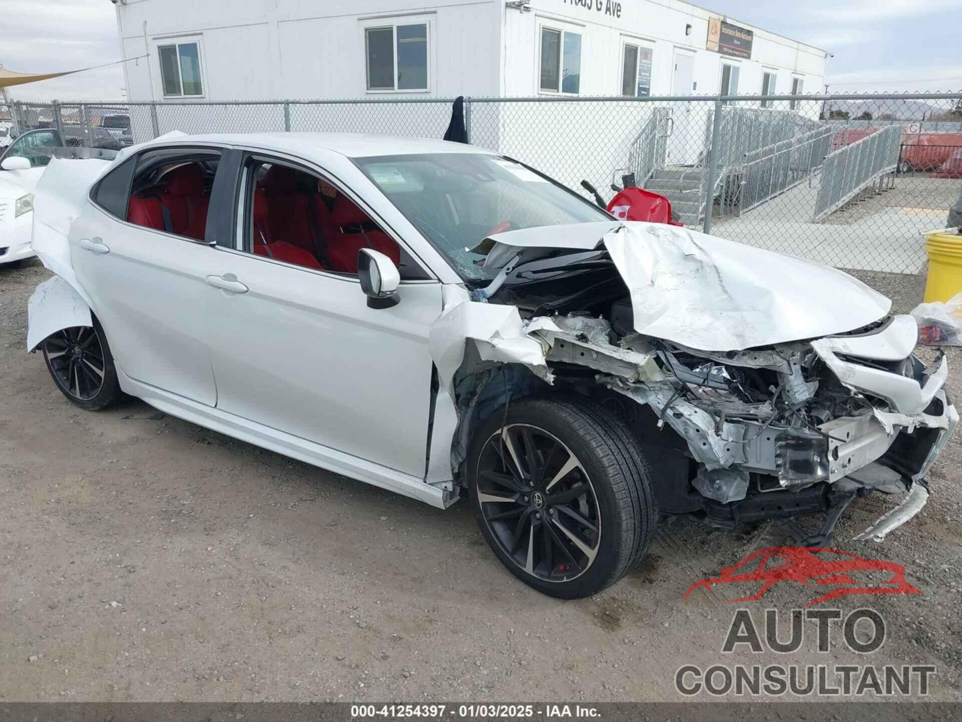 TOYOTA CAMRY 2019 - 4T1B61HKXKU702448
