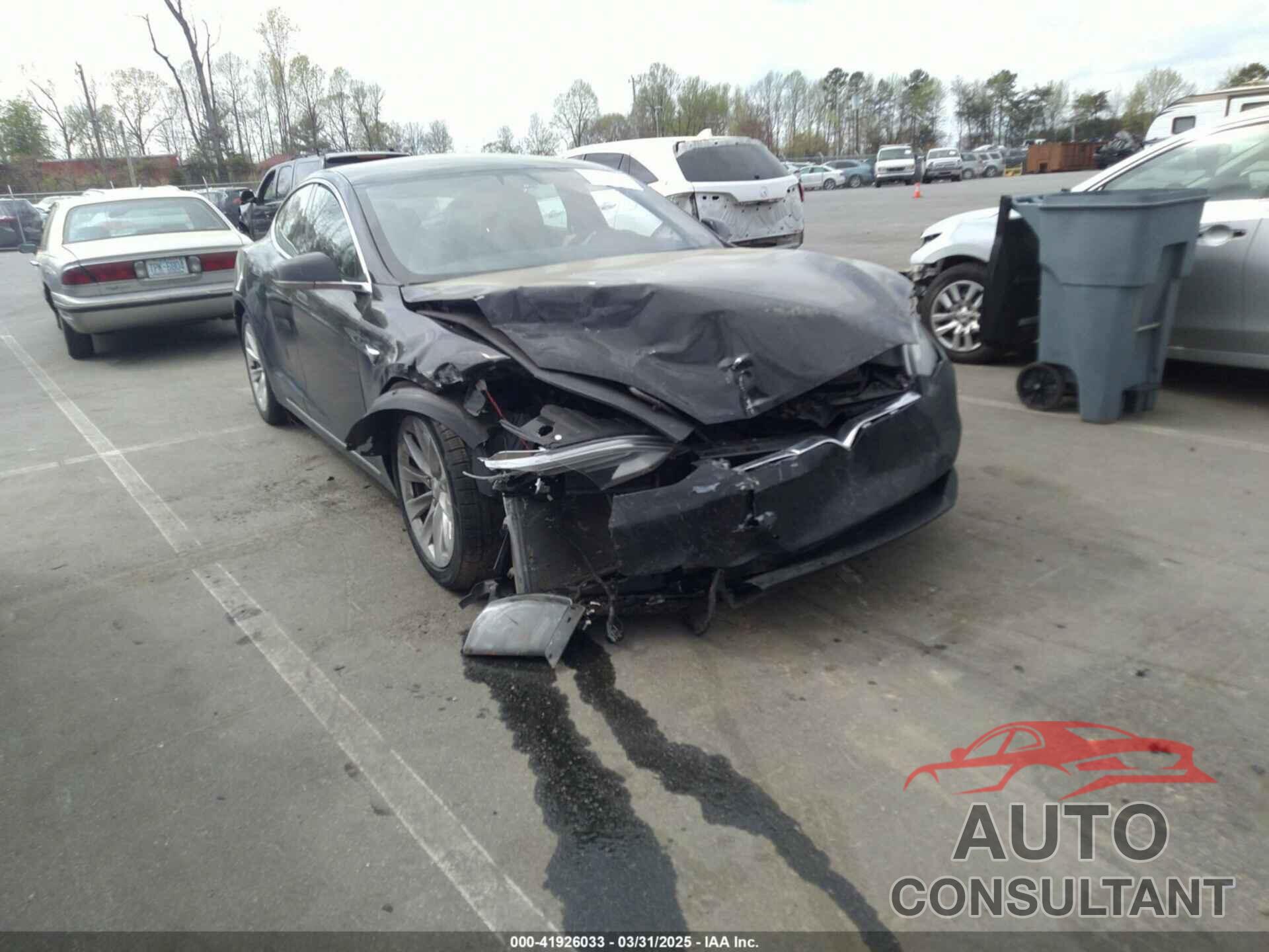 TESLA MODEL S 2017 - 5YJSA1E13HF197109