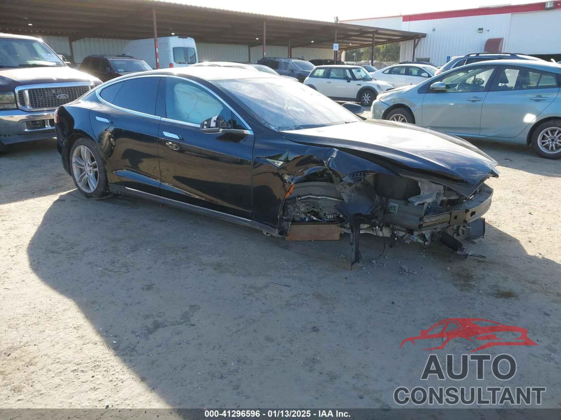 TESLA MODEL S 2015 - 5YJSA1E15FF116303