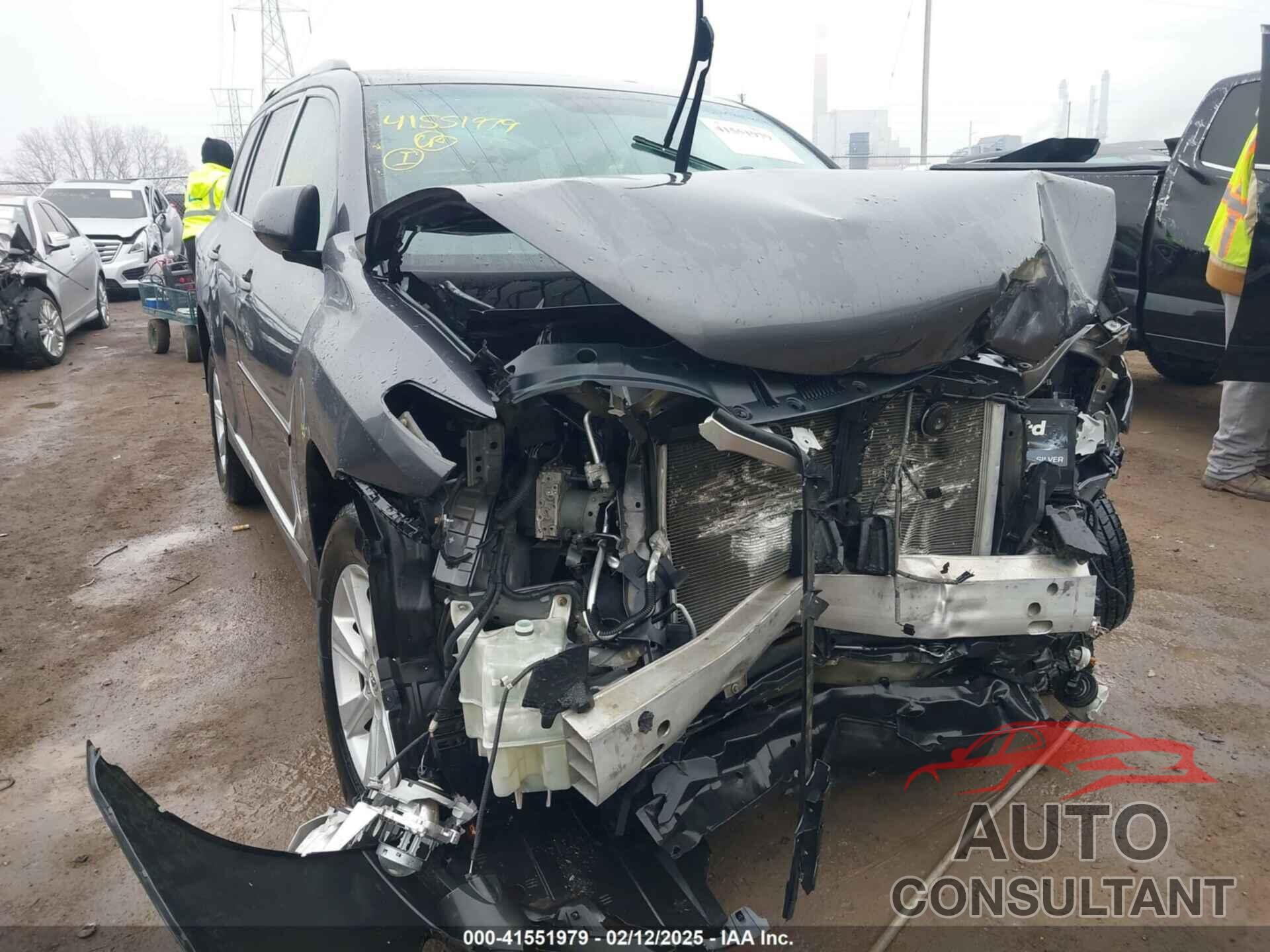 TOYOTA HIGHLANDER 2011 - 5TDBK3EH6BS069956