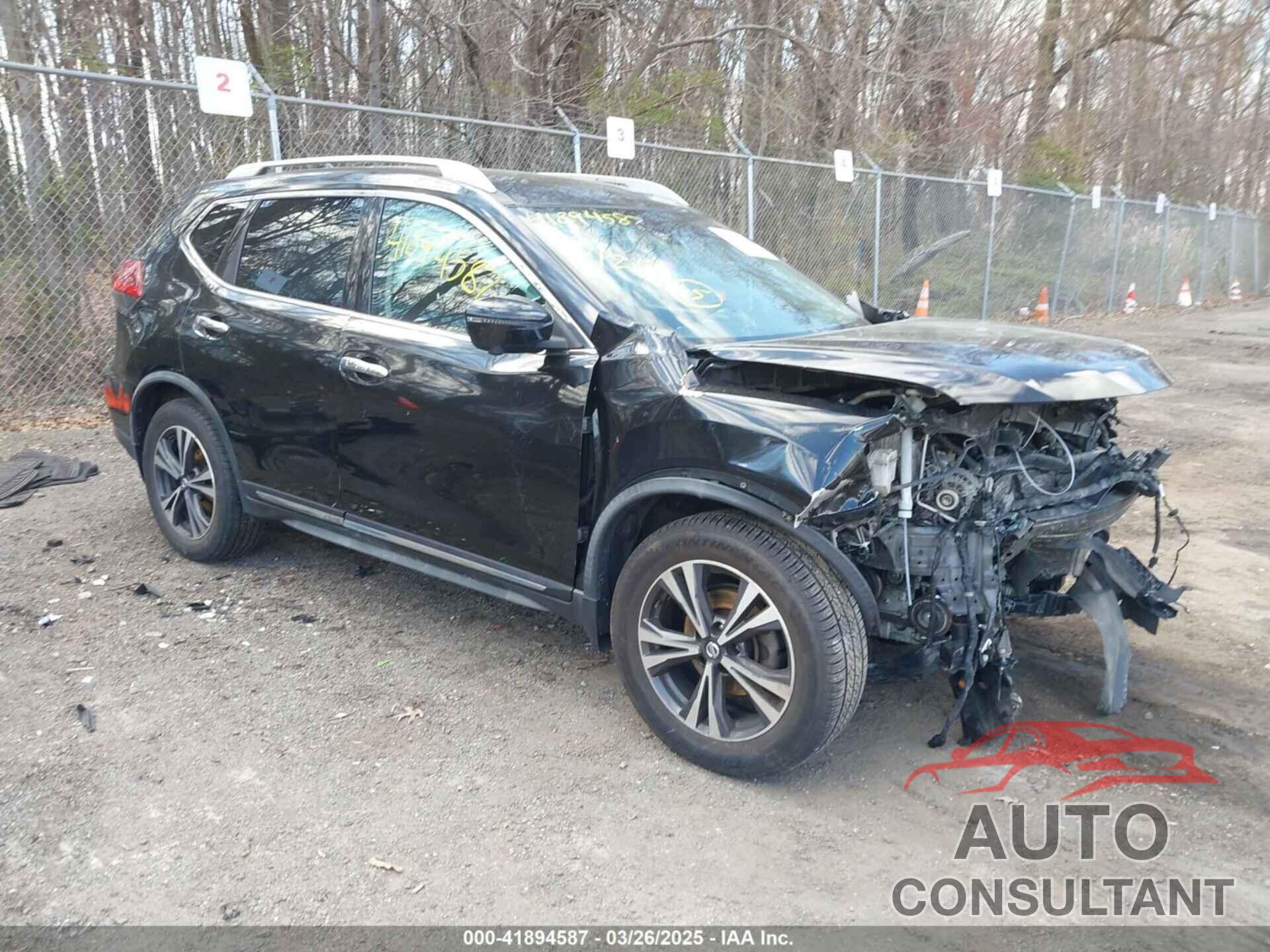 NISSAN ROGUE 2018 - JN8AT2MV3JW310403
