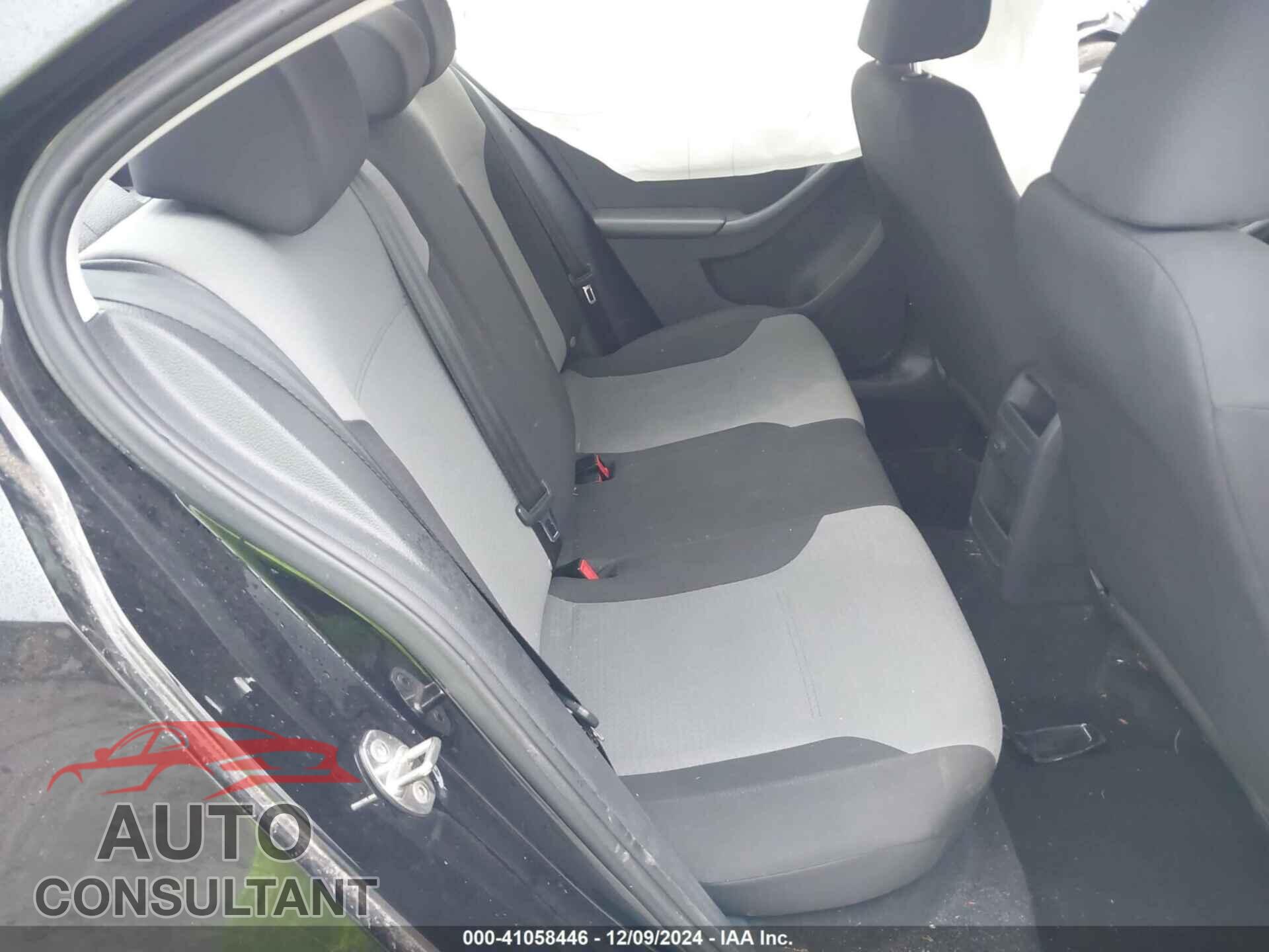 VOLKSWAGEN JETTA 2017 - 3VW2B7AJ6HM410231