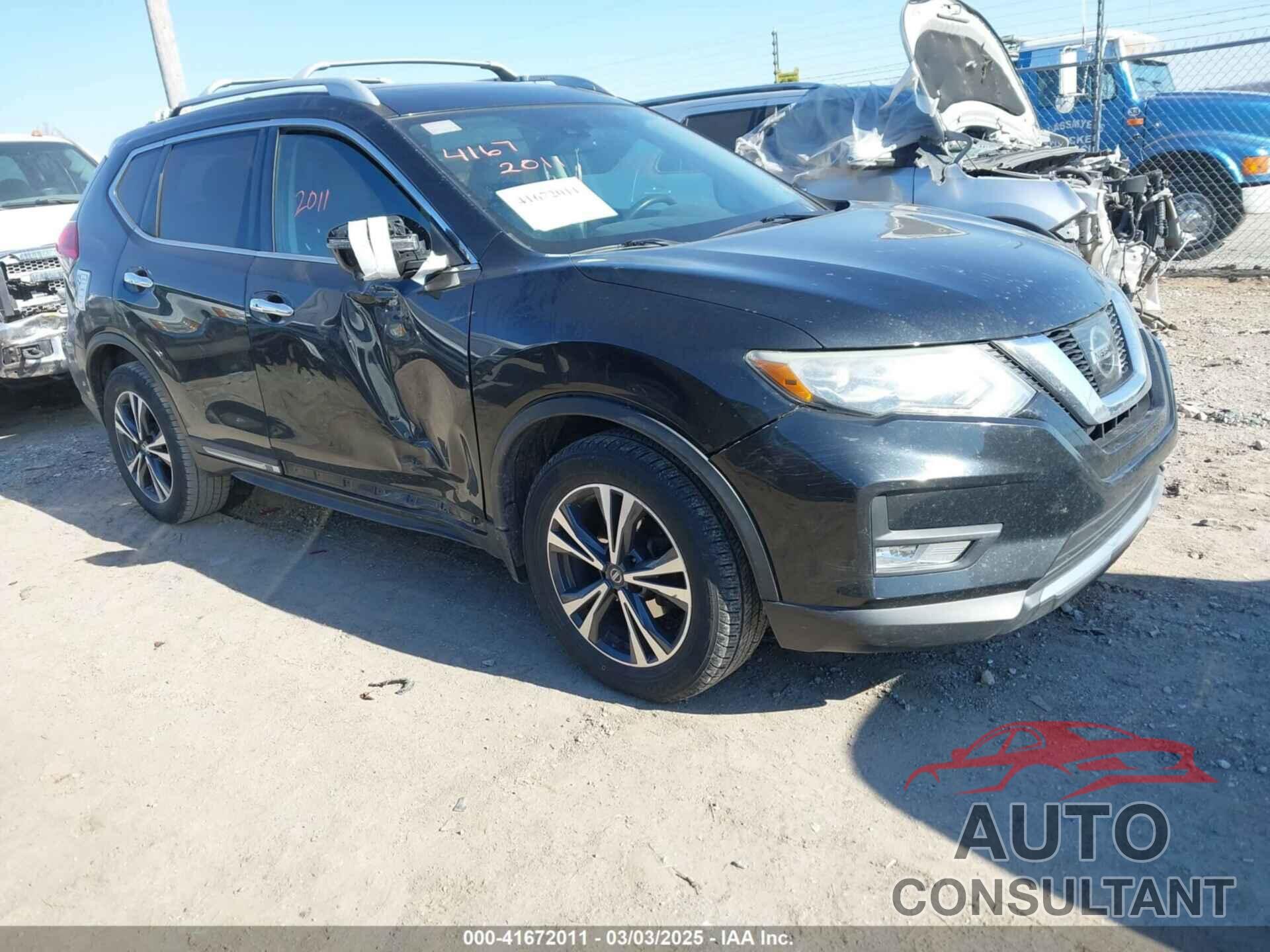 NISSAN ROGUE 2017 - 5N1AT2MVXHC859907
