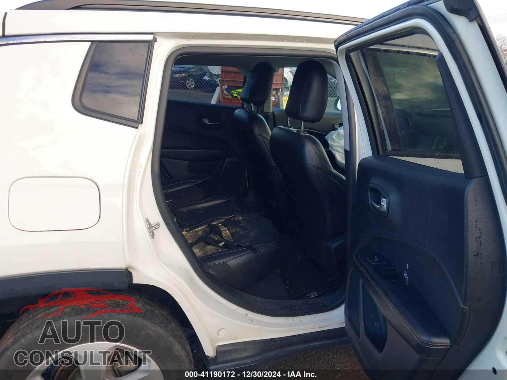 JEEP COMPASS 2019 - 3C4NJDBB3KT767596