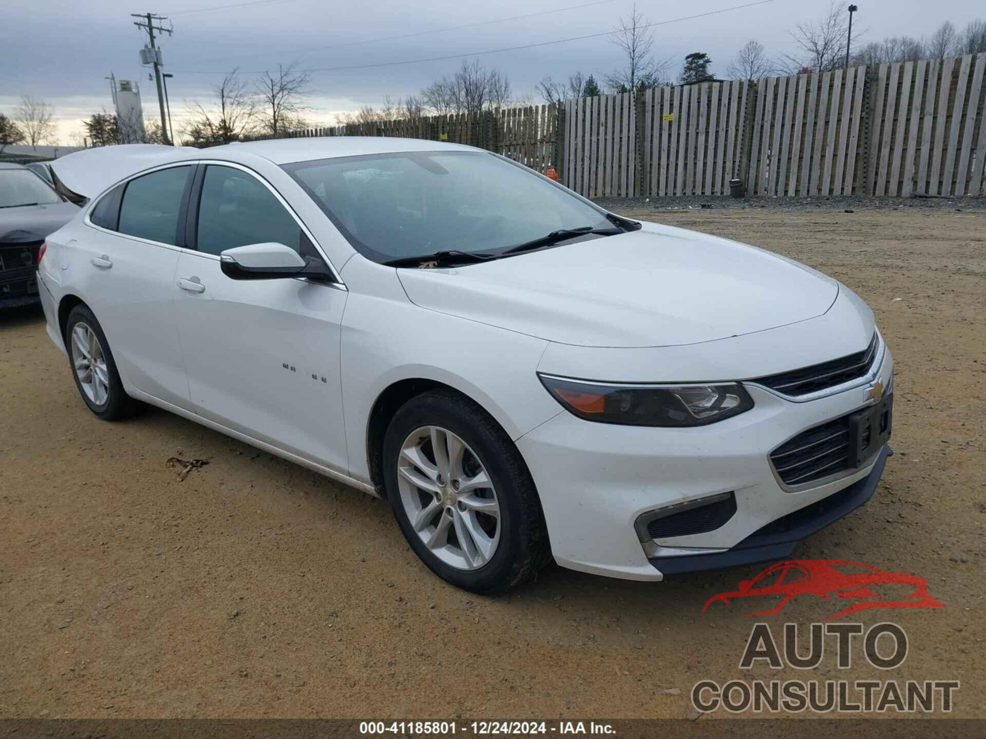 CHEVROLET MALIBU 2017 - 1G1ZE5ST4HF201690