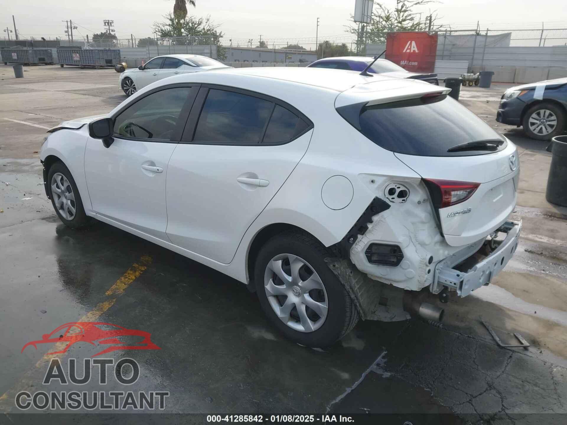 MAZDA MAZDA3 2018 - 3MZBN1K76JM224301