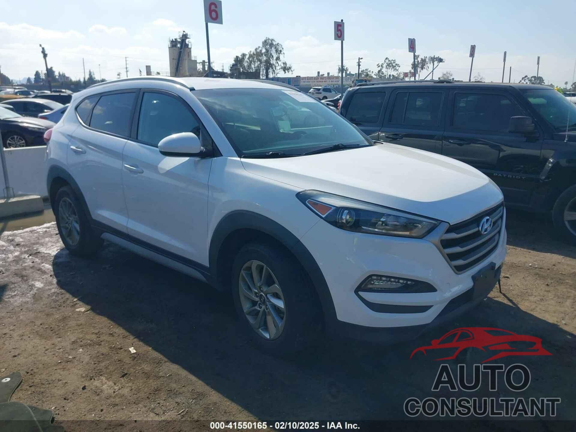 HYUNDAI TUCSON 2018 - KM8J33A47JU702790