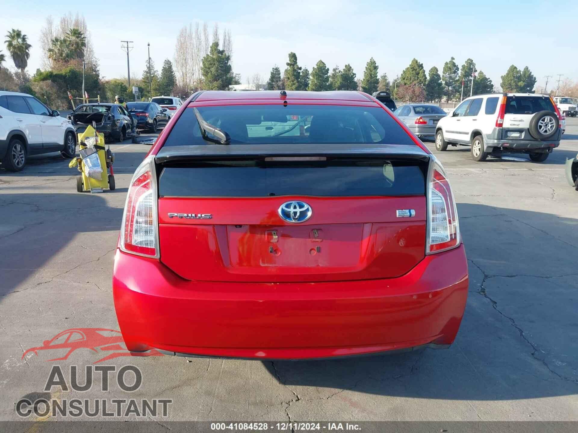 TOYOTA PRIUS 2015 - JTDKN3DU3F0444703