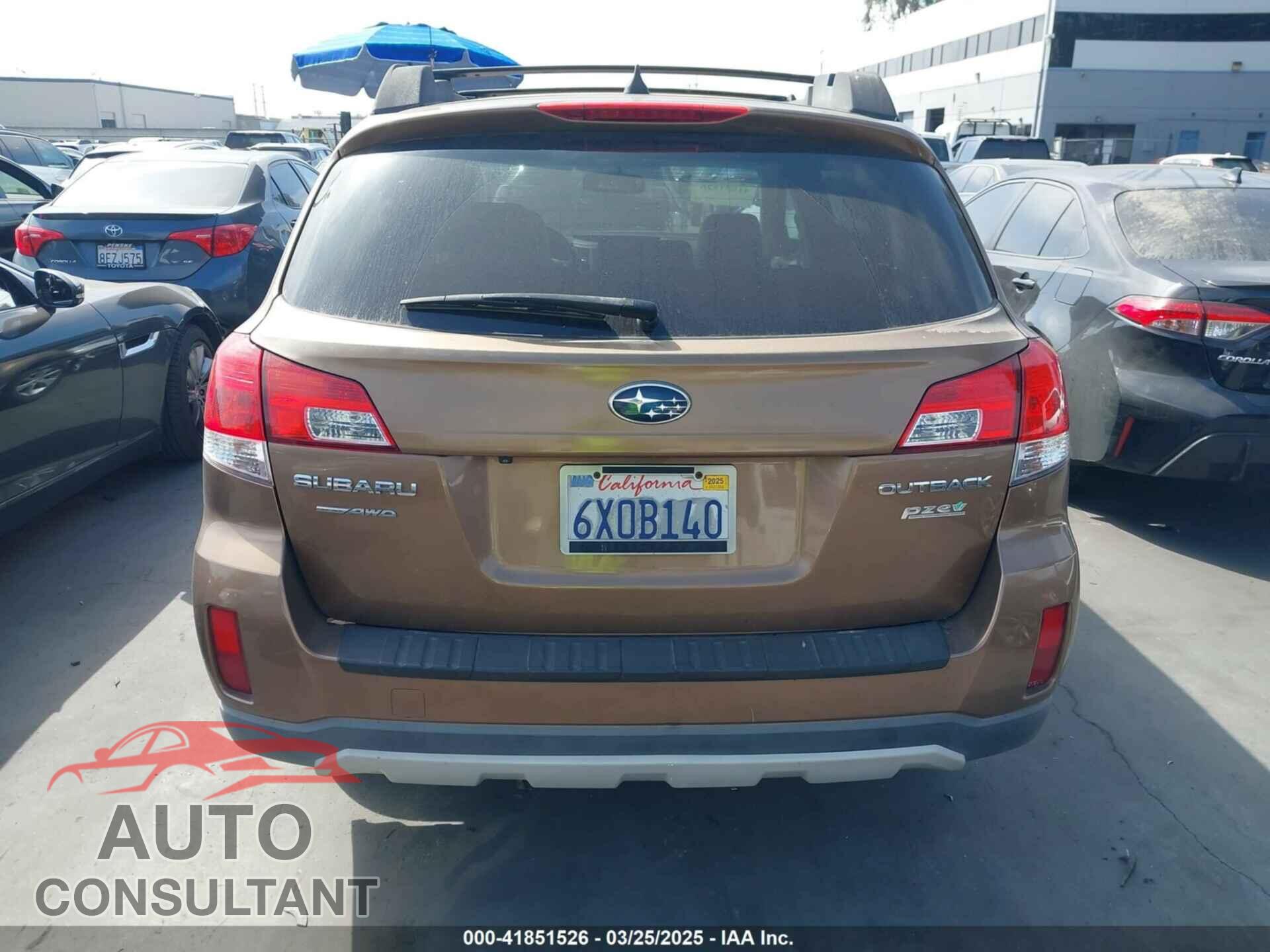 SUBARU OUTBACK 2013 - 4S4BRBLC7D3205525