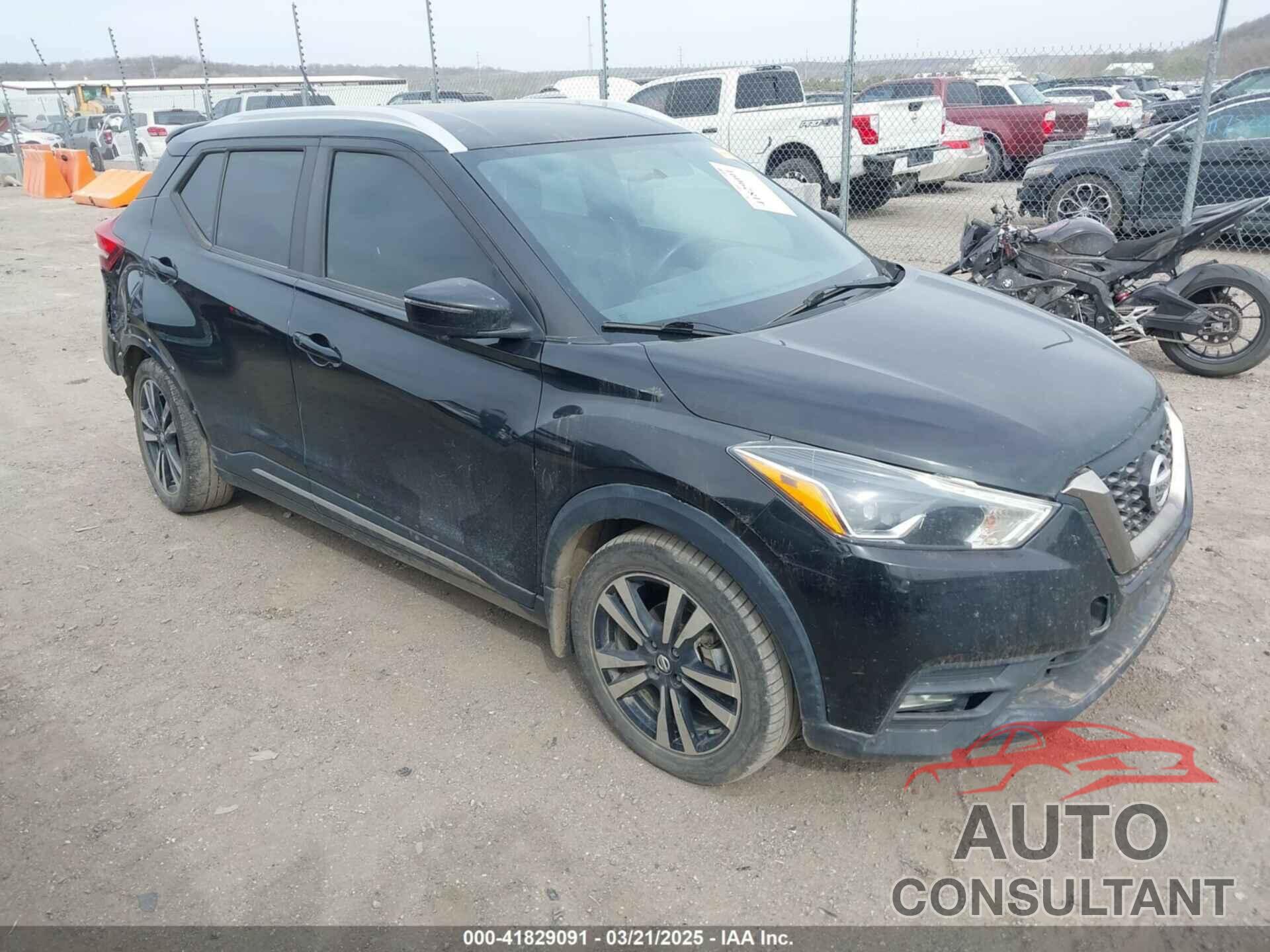 NISSAN KICKS 2019 - 3N1CP5CU1KL556105