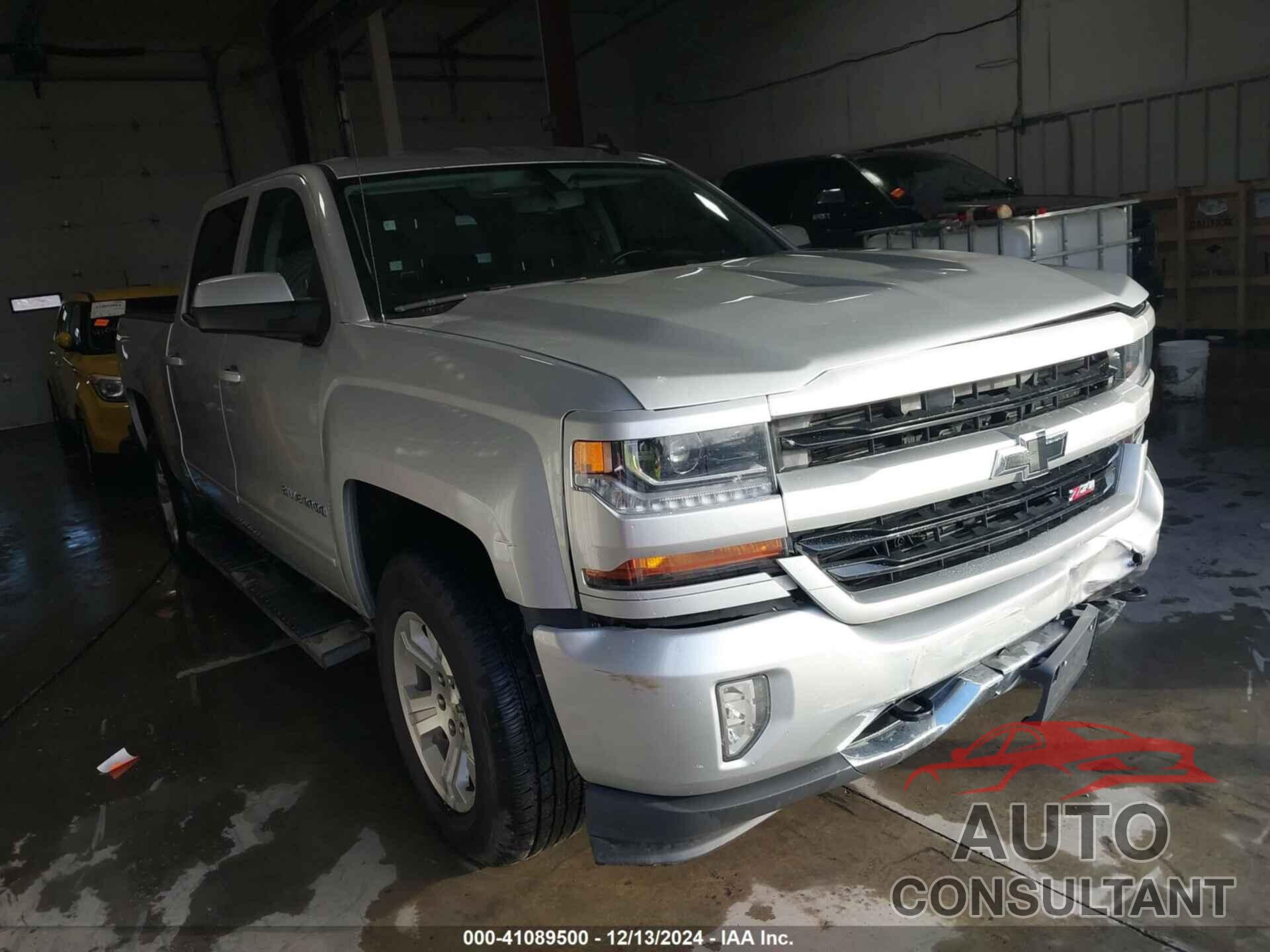 CHEVROLET SILVERADO 1500 2017 - 3GCUKREC6HG186864