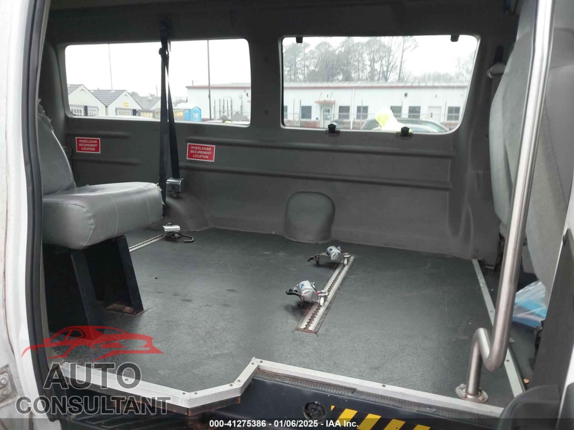 FORD E-350 SUPER DUTY 2011 - 1FTSS3EL9BDB32032