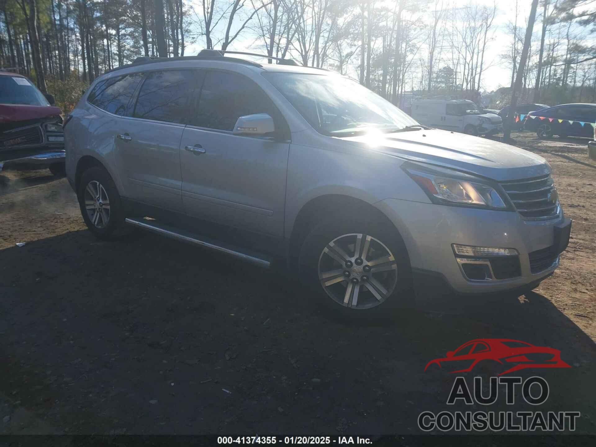 CHEVROLET TRAVERSE 2017 - 1GNKRHKD7HJ236090
