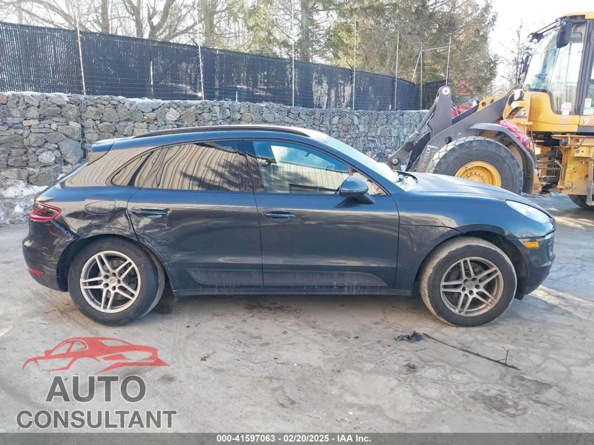 PORSCHE MACAN 2017 - WP1AA2A57HLB03299