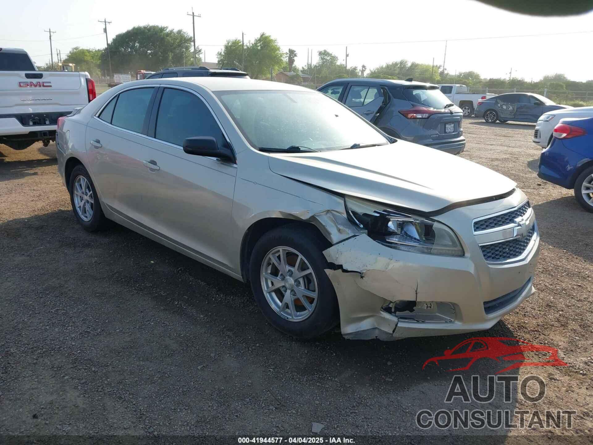 CHEVROLET MALIBU 2013 - 1G11A5SA7DF274523