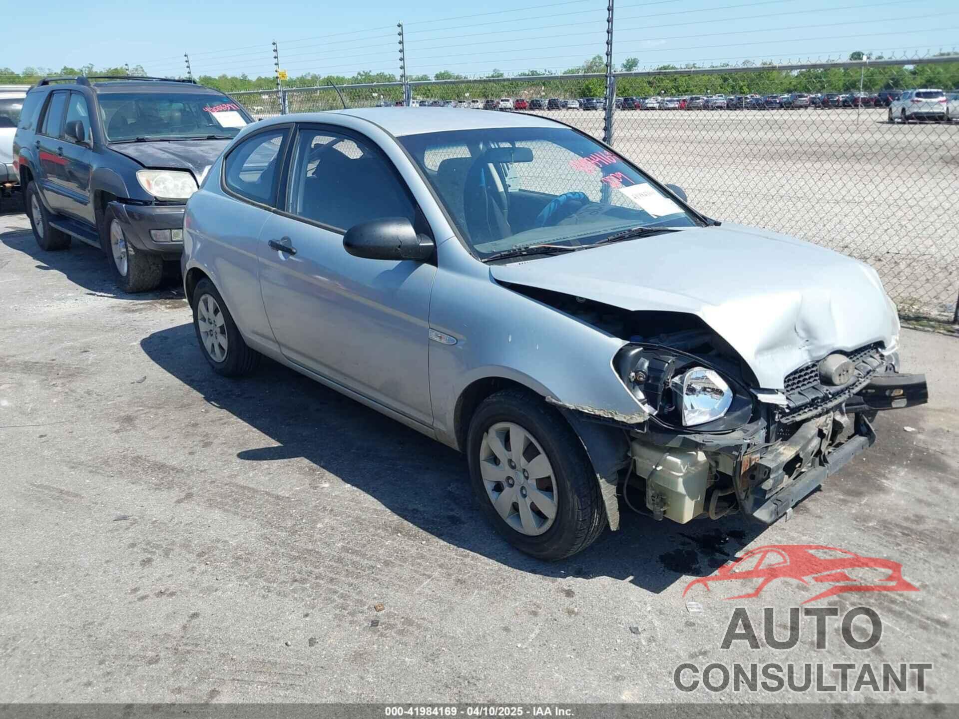 HYUNDAI ACCENT 2009 - KMHCM36C59U140017