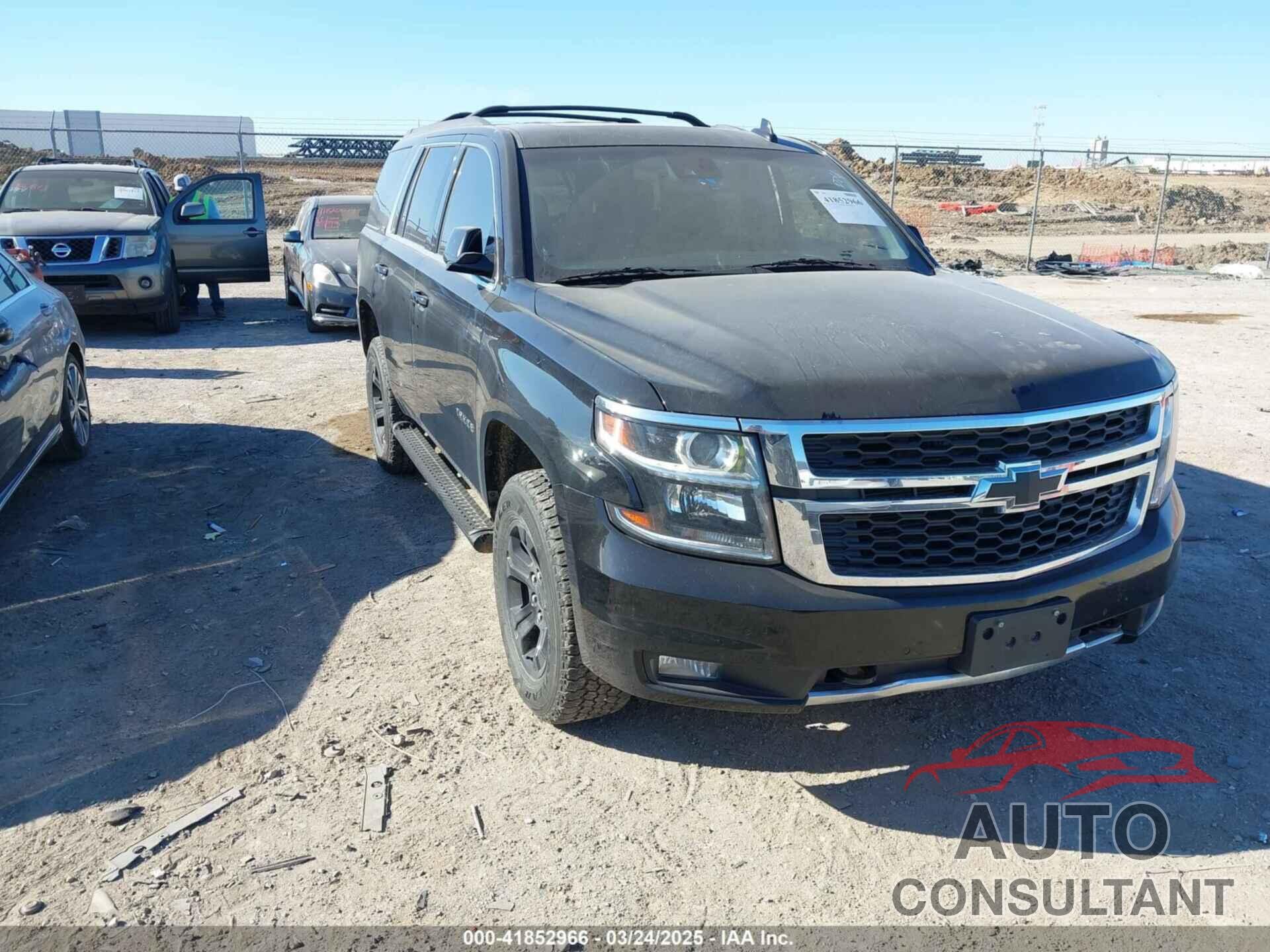 CHEVROLET TAHOE 2017 - 1GNSKBKC6HR394138
