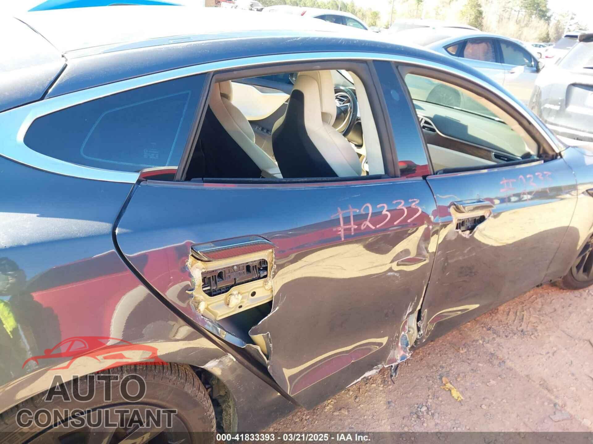 TESLA MODEL S 2017 - 5YJSA1E20HF220967