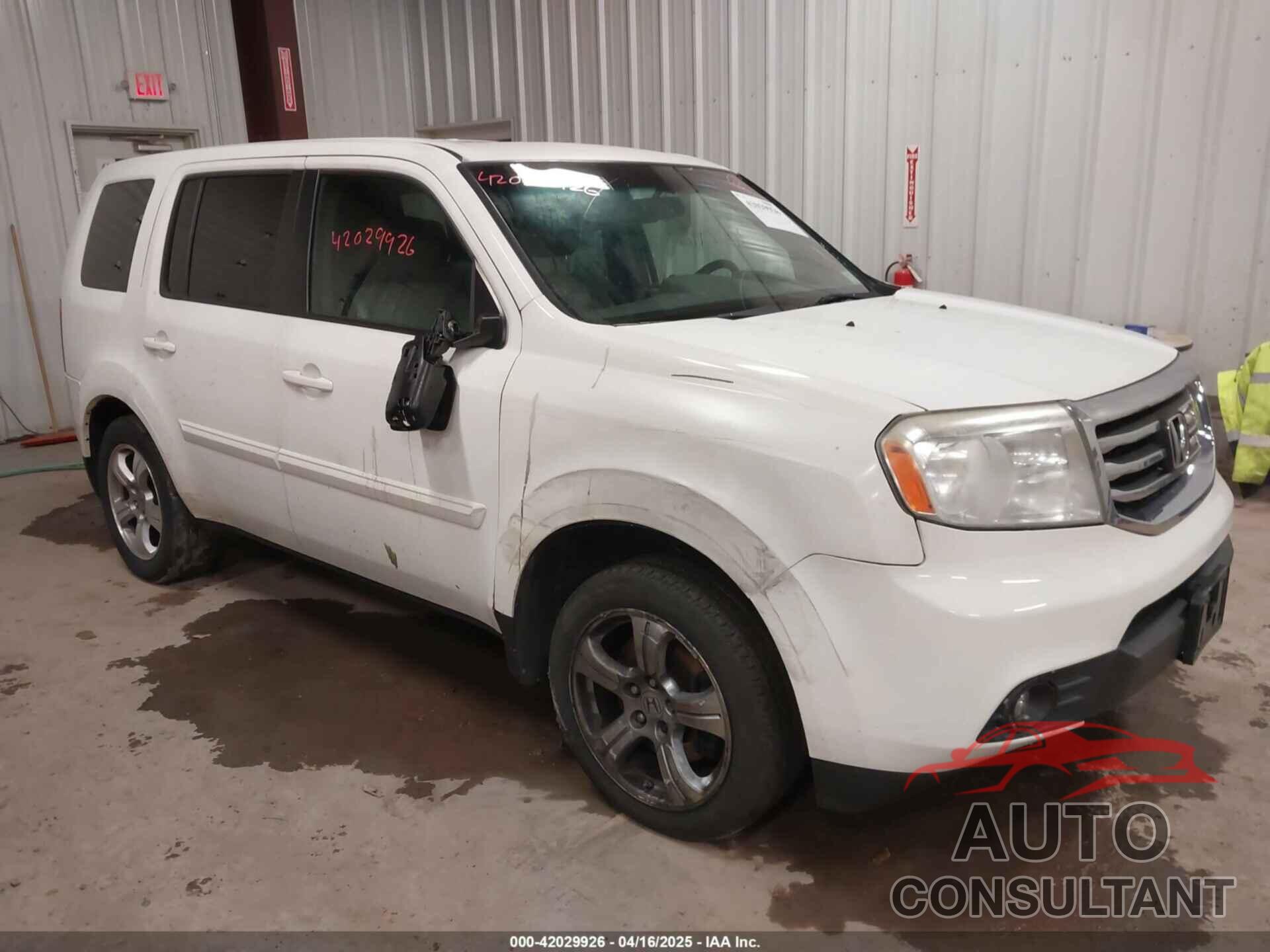 HONDA PILOT 2015 - 5FNYF4H51FB019501