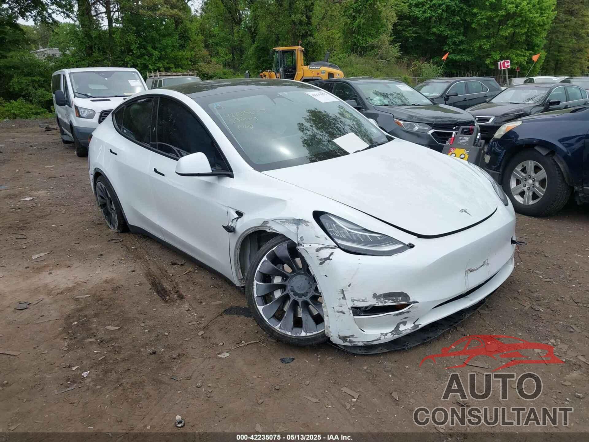 TESLA MODEL Y 2023 - 7SAYGDEE9PA038770