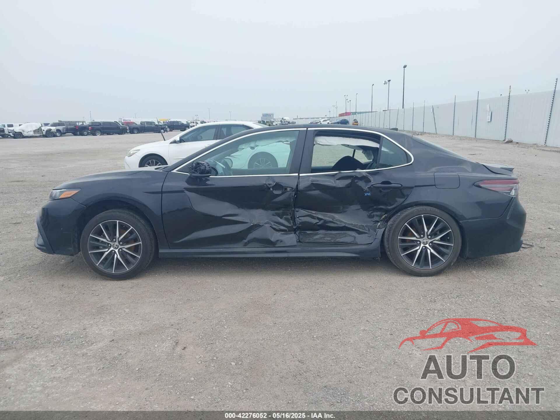 TOYOTA CAMRY 2021 - 4T1G11AK9MU473519