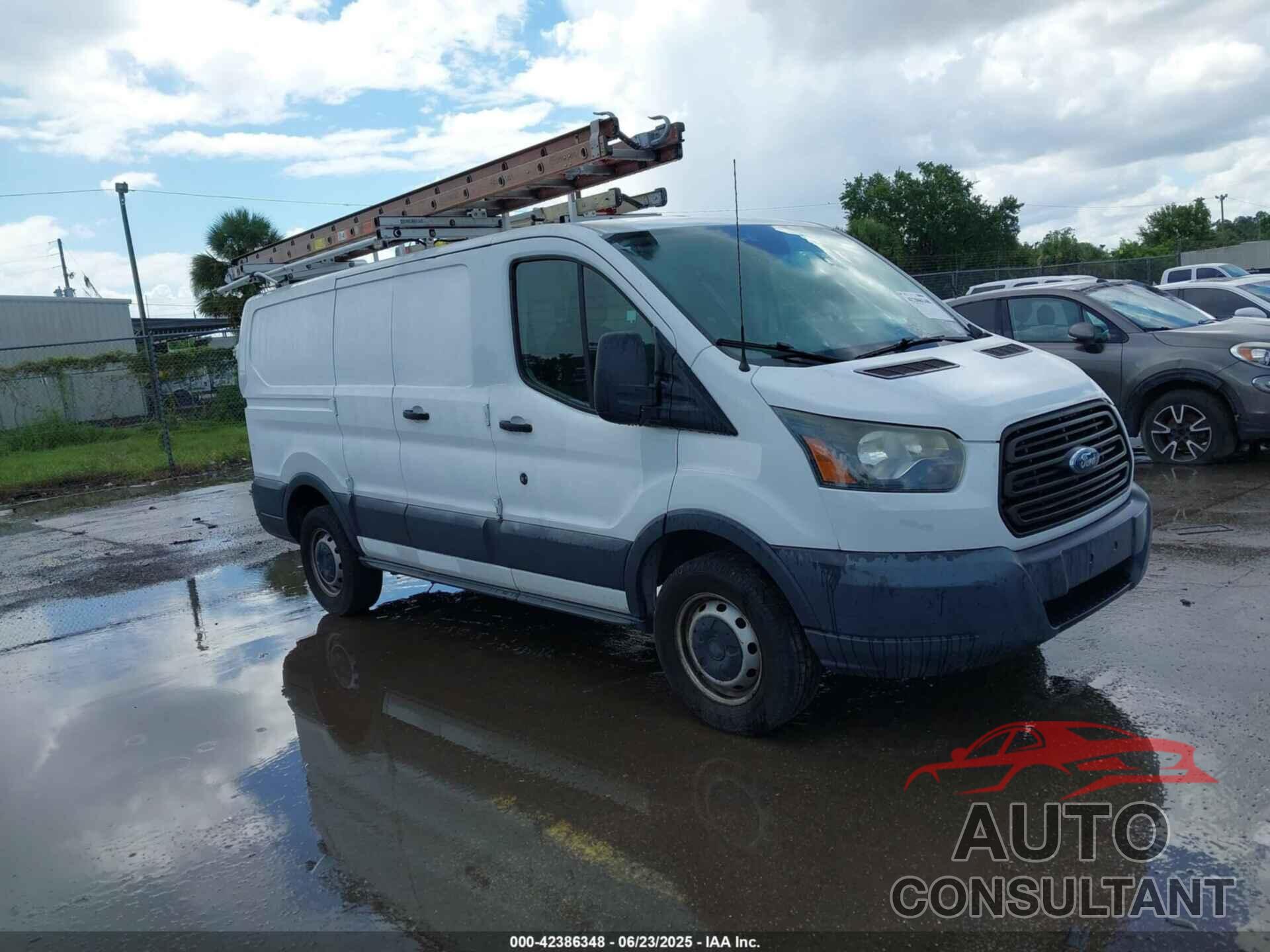 FORD TRANSIT-250 2015 - 1FTNR1ZM4FKA50694