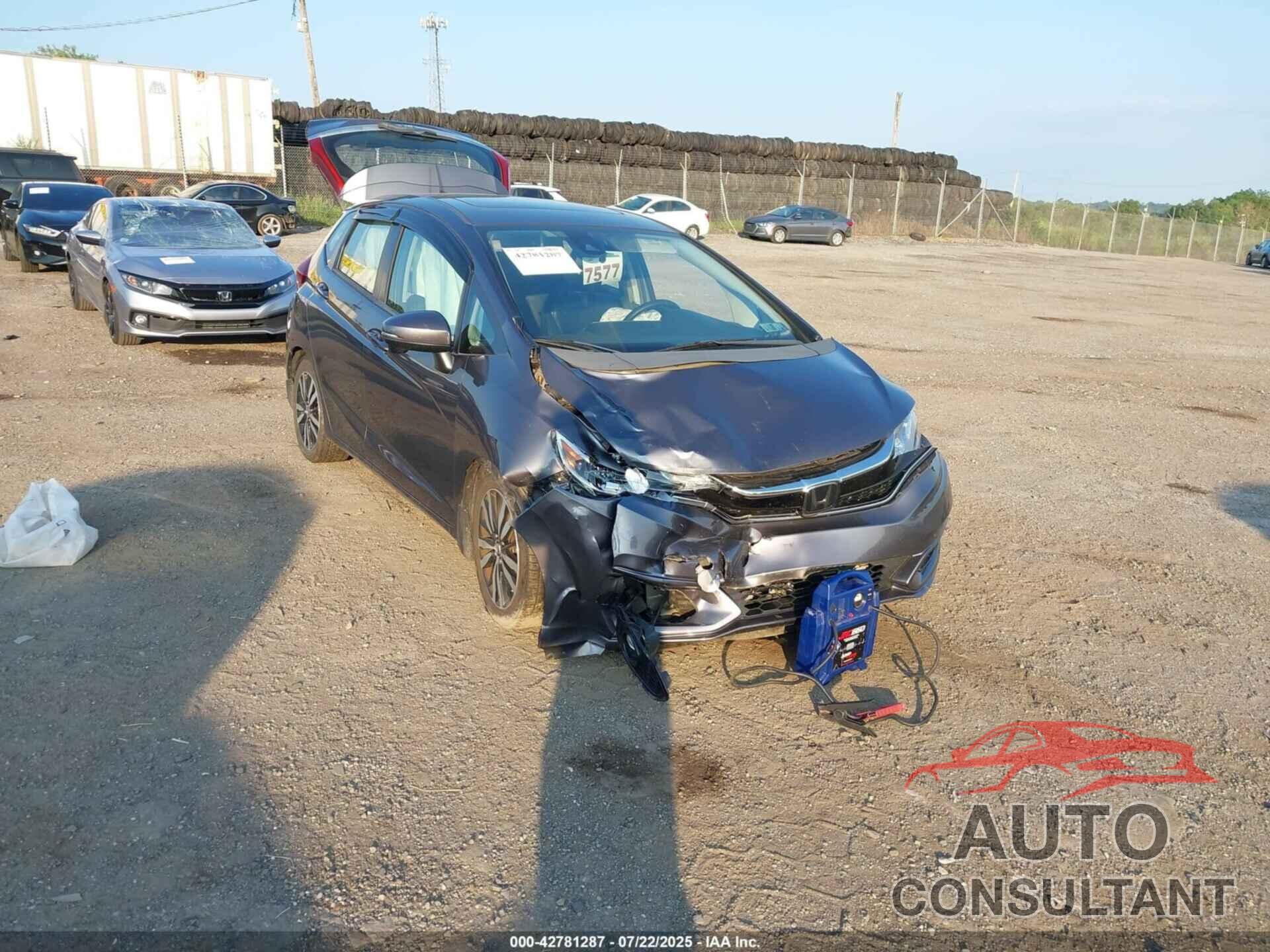 HONDA FIT 2018 - 3HGGK5H98JM700907