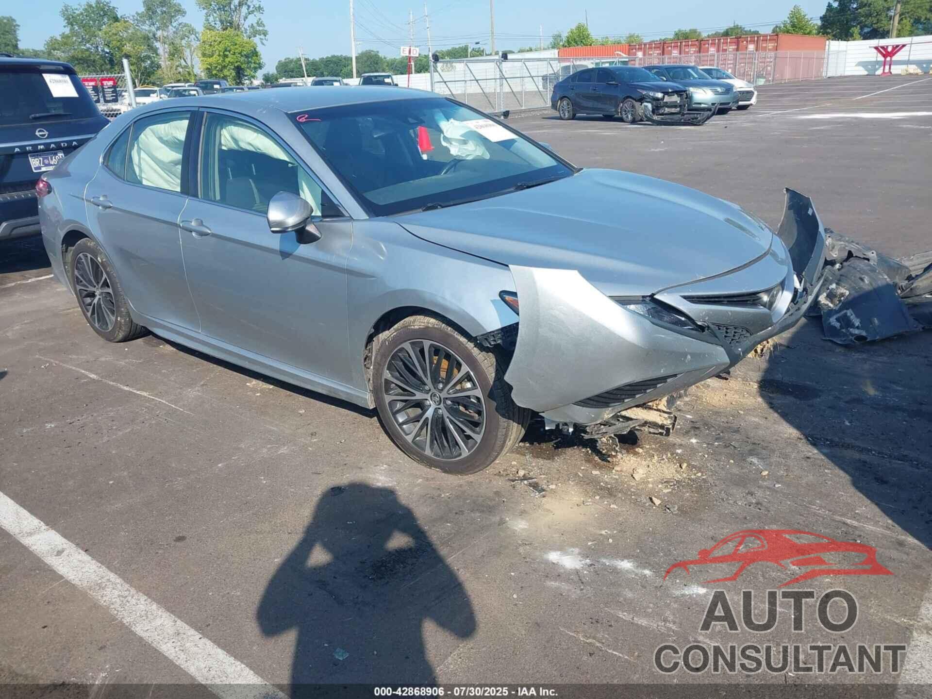 TOYOTA CAMRY 2018 - JTNB11HK8J3032661