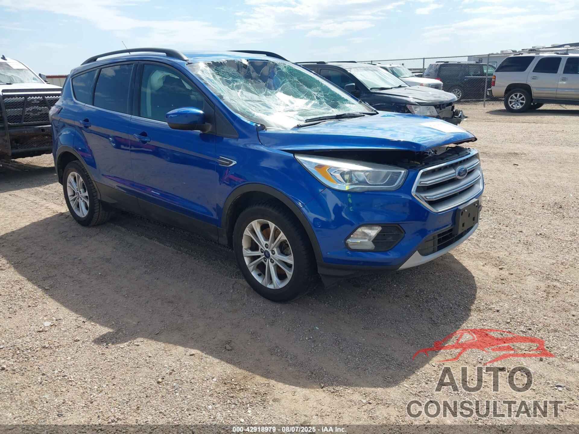 FORD ESCAPE 2017 - 1FMCU9GD8HUE17364