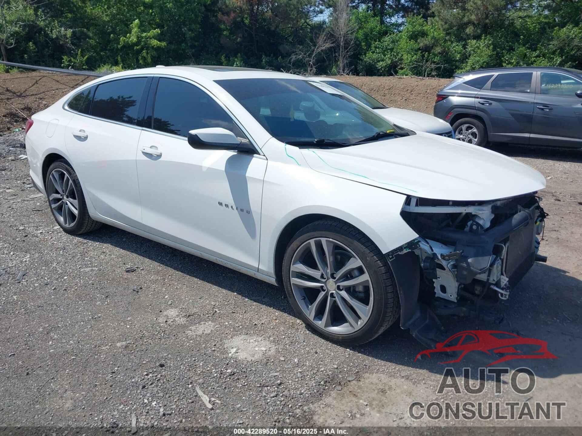 CHEVROLET MALIBU 2021 - 1G1ZD5ST0MF013875