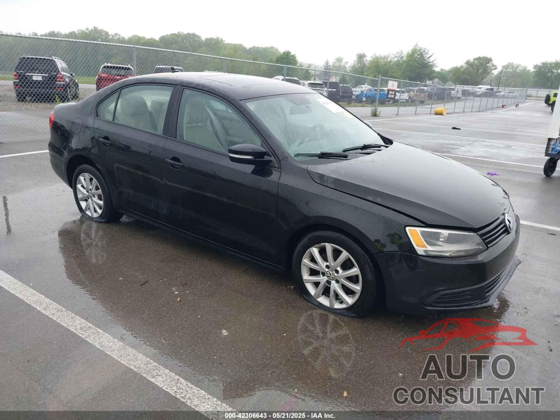 VOLKSWAGEN JETTA 2011 - 3VWDX7AJ7BM304372