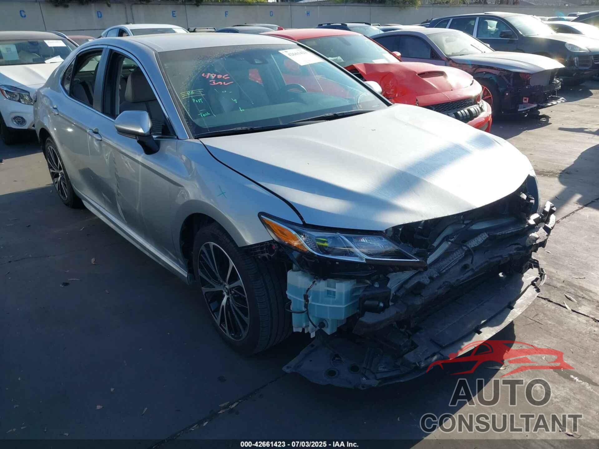 TOYOTA CAMRY 2018 - JTNB11HK1J3007035