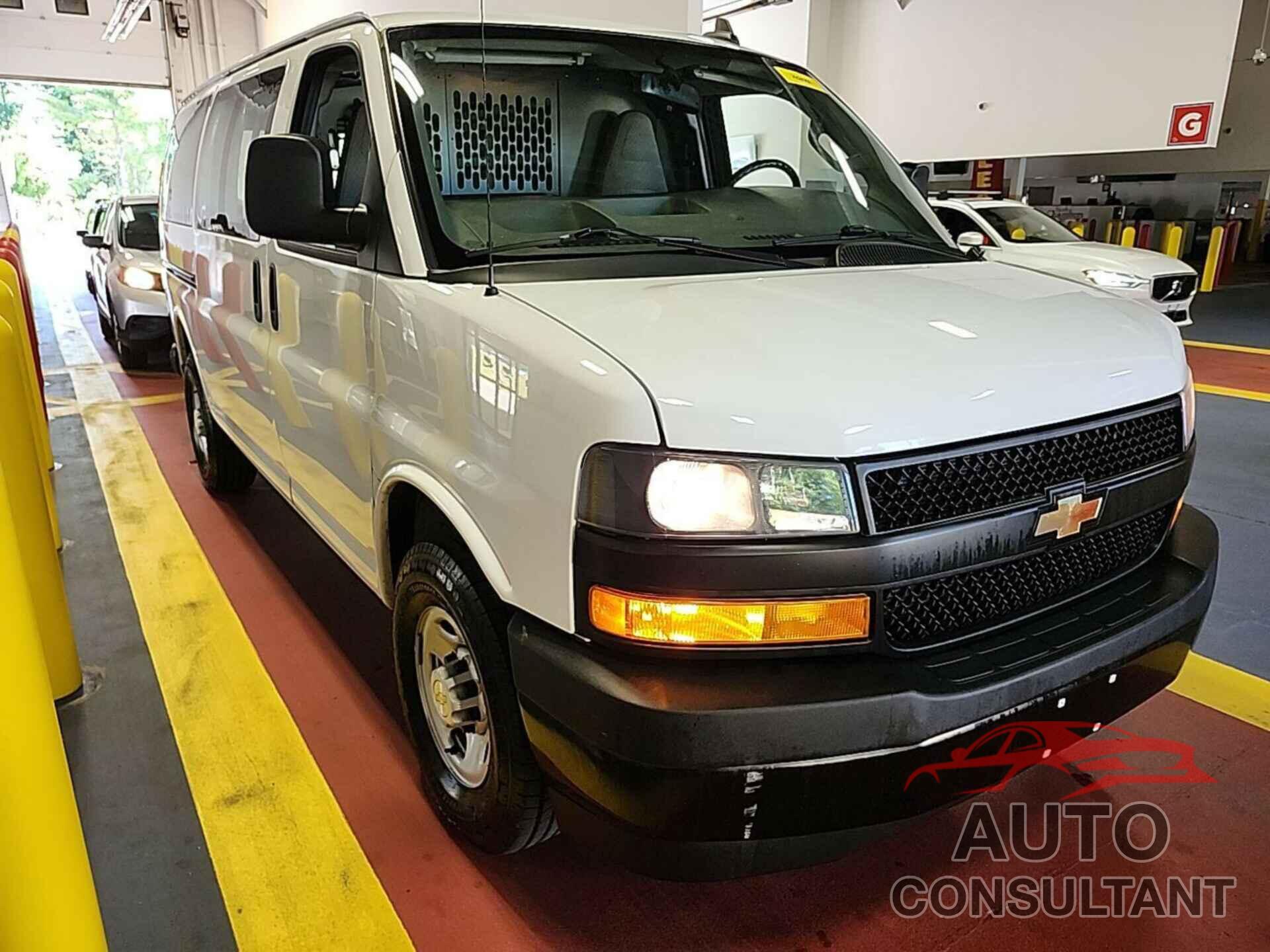 CHEVROLET EXPRESS CARGO 2022 - 1GCWGAFP5N1216959