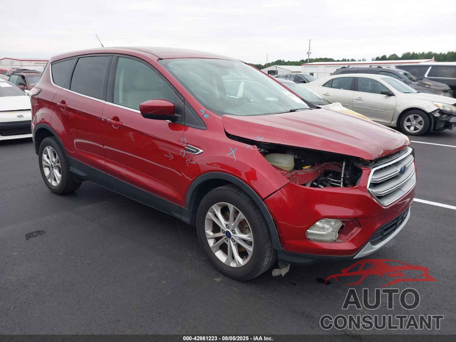 FORD ESCAPE 2017 - 1FMCU0GD9HUA31273