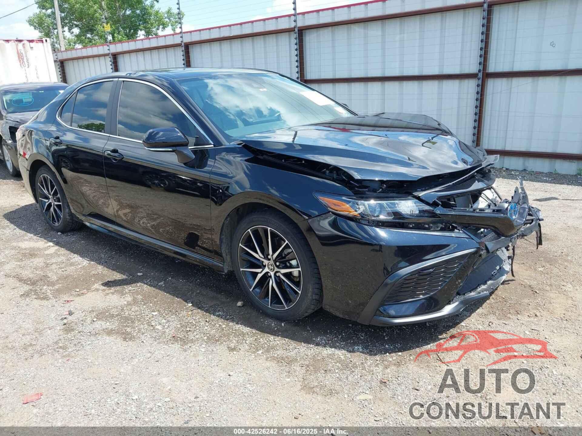 TOYOTA CAMRY HYBRID 2024 - 4T1S31AK7RU629021