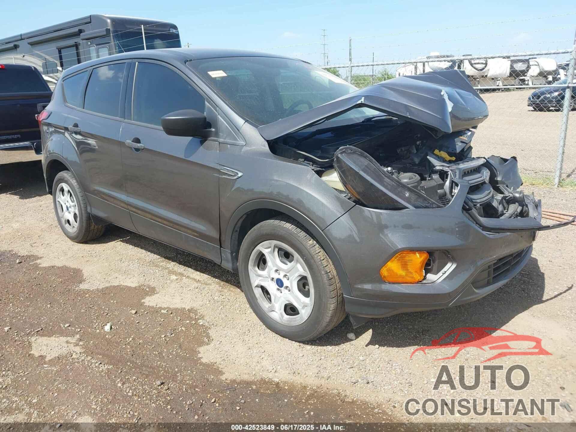 FORD ESCAPE 2019 - 1FMCU0F78KUB00280