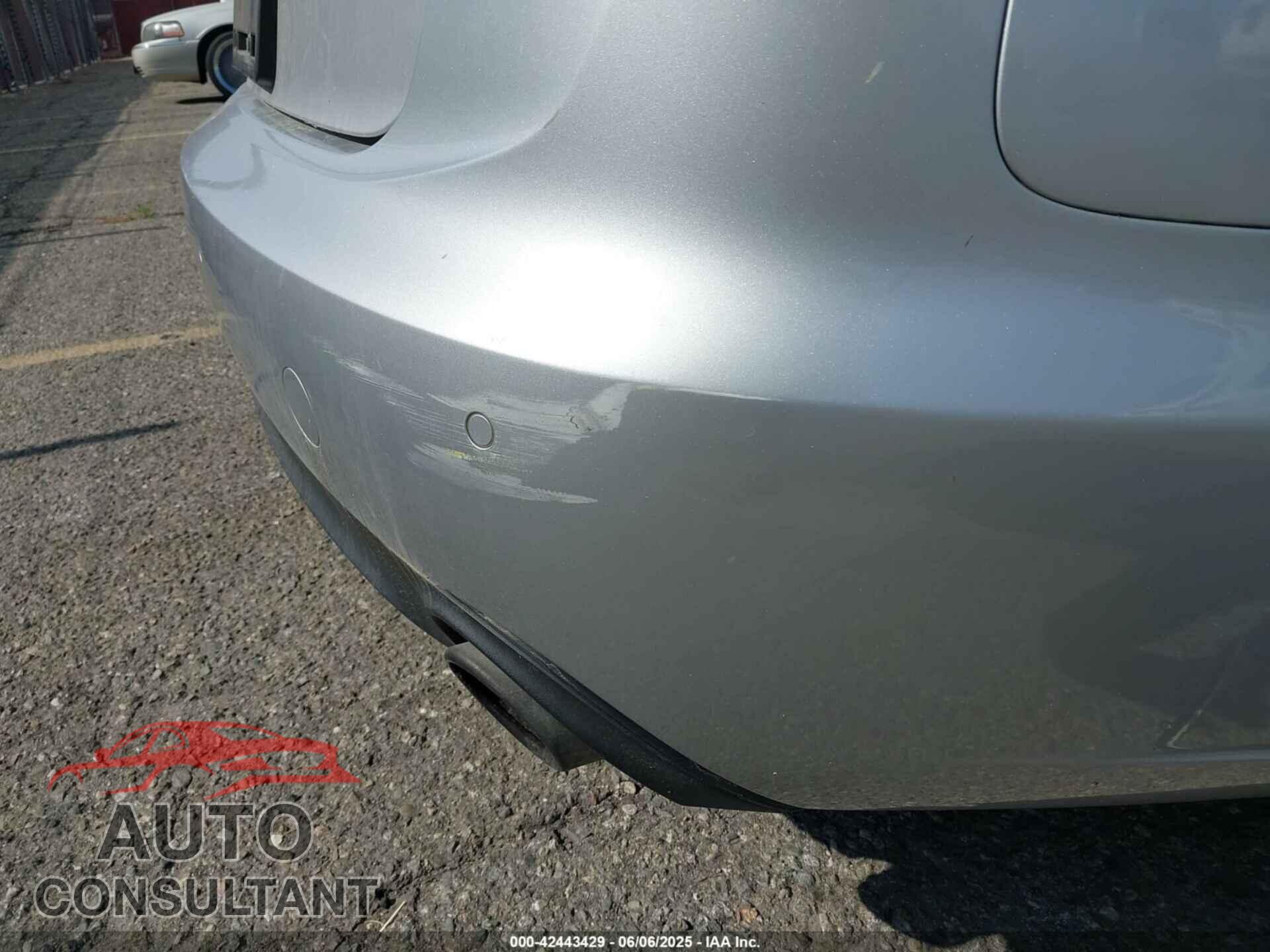 AUDI A6 2013 - WAUDFAFC7DN026558