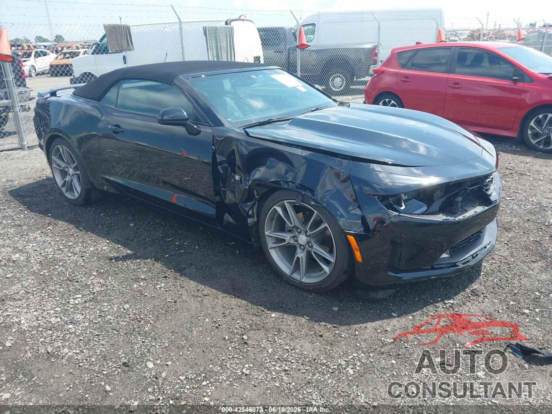 CHEVROLET CAMARO 2020 - 1G1FB3DS6L0108735