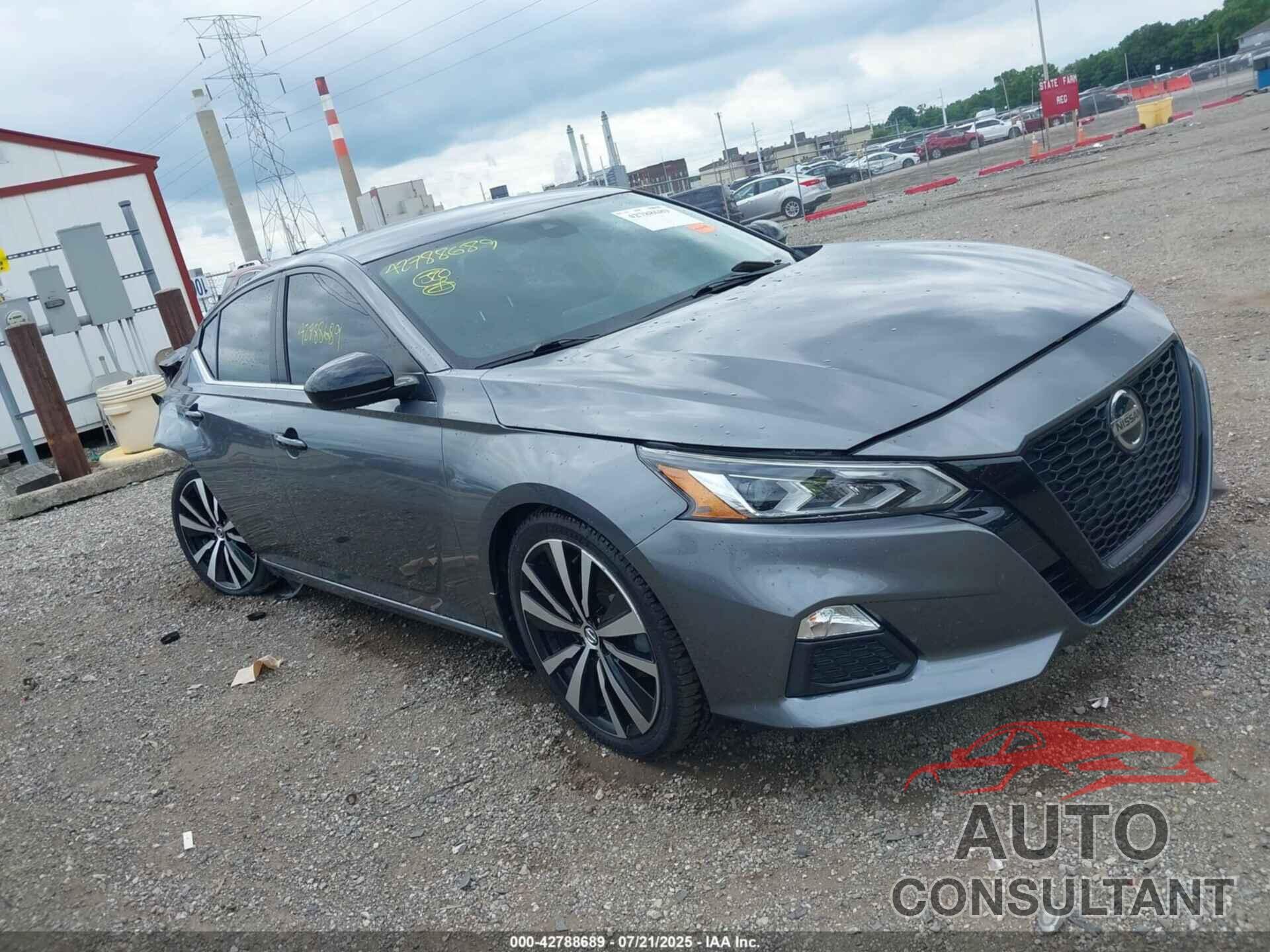 NISSAN ALTIMA 2020 - 1N4BL4CW1LC141854